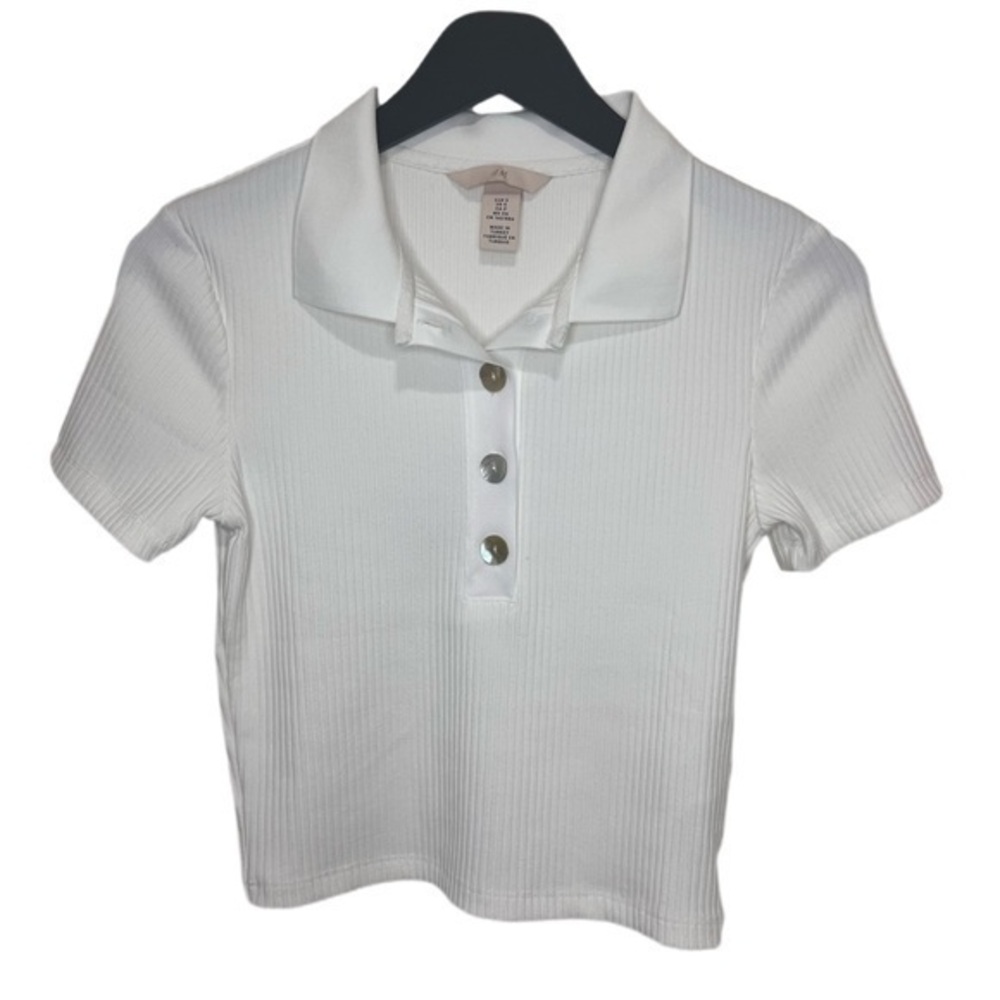 H&M White Collared Top Pearlescent Buttons